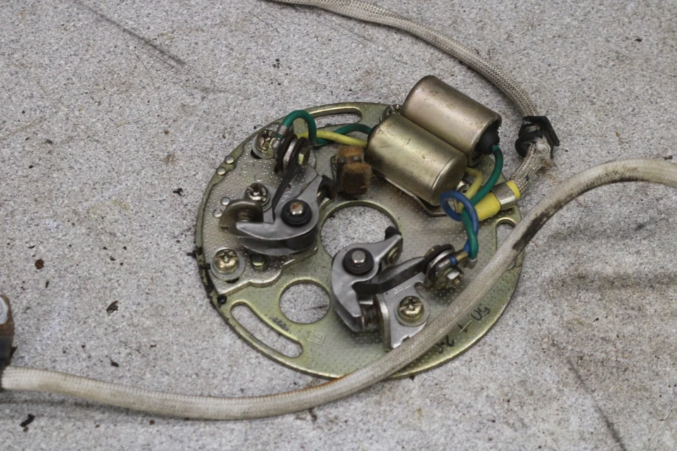 Honda CB550F Super Sport 1975 puntos de encendido placa montaje CB550 F X13-0843.SM Foto 2 de 4