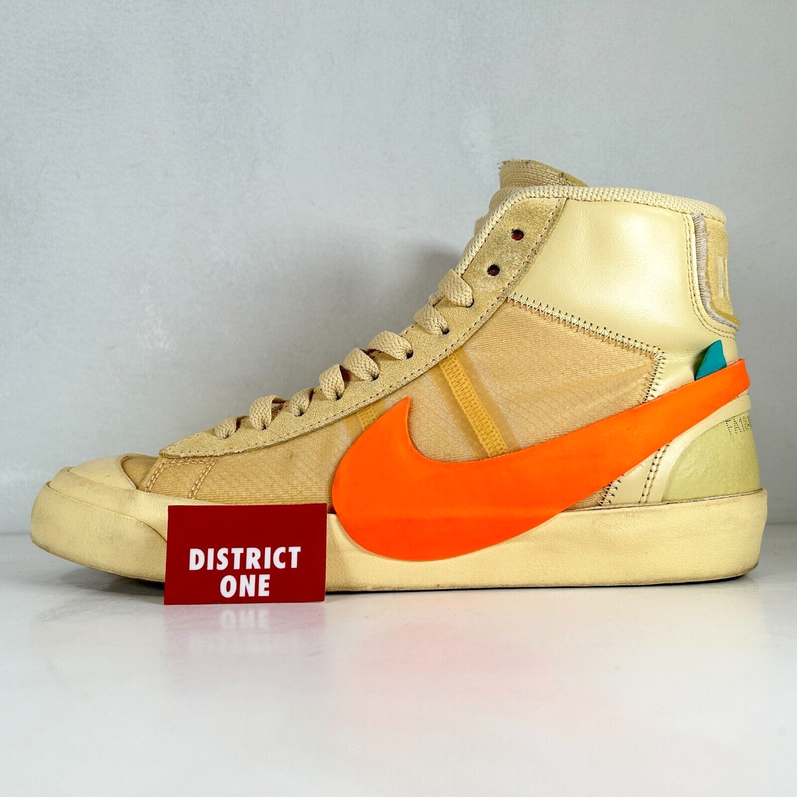 OFF WHITE X NIKE Bianco sporco x Nike Blazer Mid All Hallows Eve 2018 taglia 7 5 AA3832 700