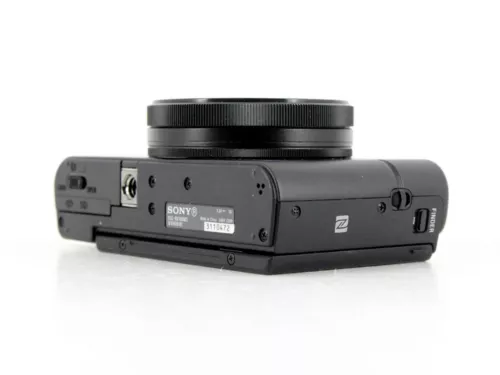 Sony Cyber-shot RX100 III 20.1MP Digital Camera Black DSC-RX100M3 - Picture 5 of 6