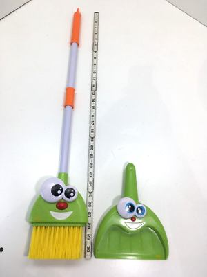 C VIDEO! Kidz Delight Silly Sam Green Toy Play Pretend Dust Pan