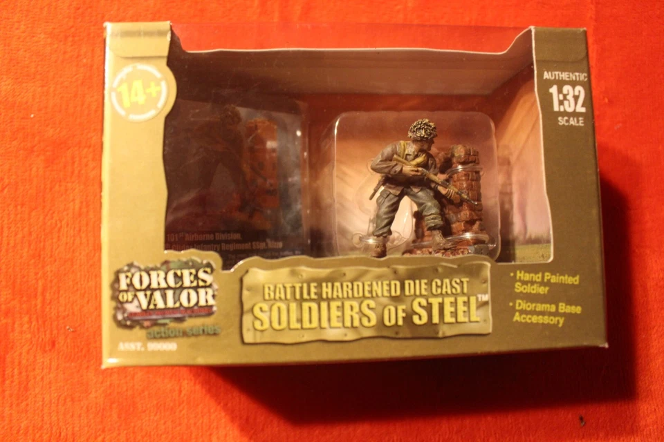 5 Forces of Valor Soldaten US 101 Airborne 1944 Nr 99001 99002 99003 99004 99005 - Bild 2 von 4