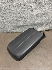 2019-2022 Chevrolet Blazer Center Console Armrest Lid Leather Black Oem 2019-2022 Chevrolet Blazer Center Console Armrest Lid Leather Black Oem