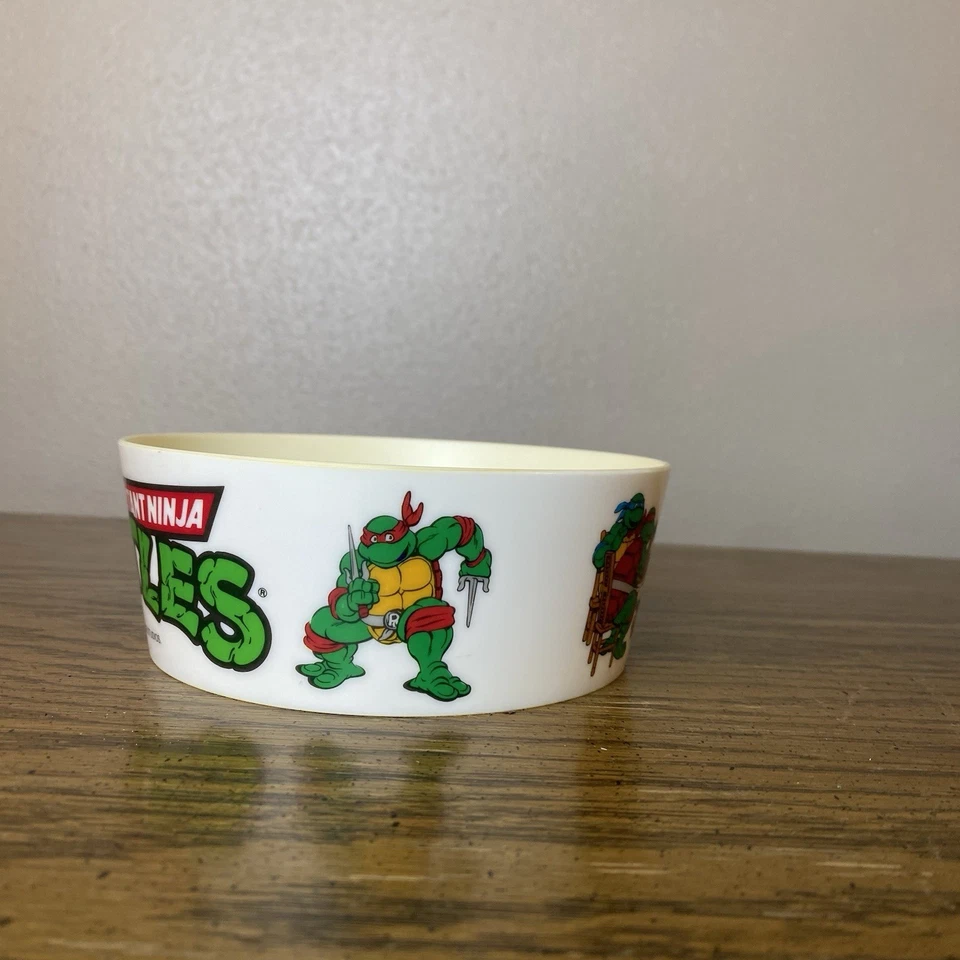 Nuevo con etiquetas Mirage Studios Teenage Mutant Ninja Turtle Bowl marca Peter Pan EE. UU. Foto 2 de 4