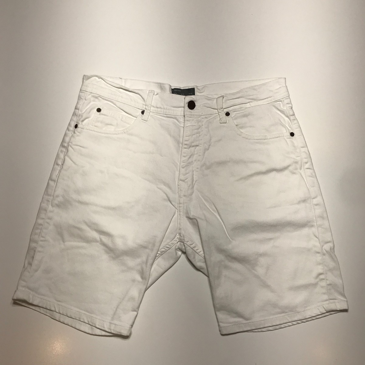 Zara White Denim Bermuda Shorts Zara Man Shorts Size 32 White