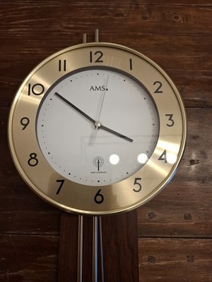 AMS Funkpendeluhr