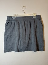 Croft and Barrow Woman  s Gray Pull-on Skort Size Large