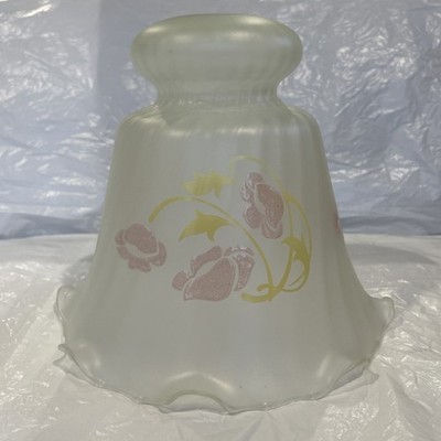 Weißer Opalglas Glocken Lampenschirm Blumen Patt Optik Riffelung Rüschenrand 22 cm