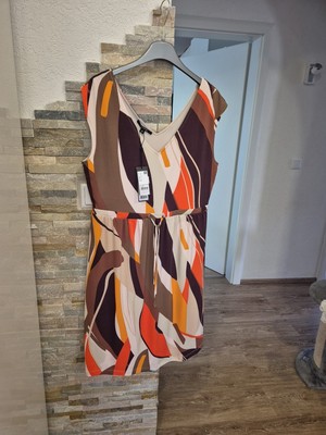 Sommerkleid Von Comma Größe 40 Brandneu 