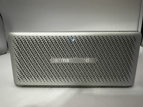 Harman Kardon Traveler Tragbarer Wireless Lautsprecher mit Mikrofon + Powerbank - Bild 4 von 8