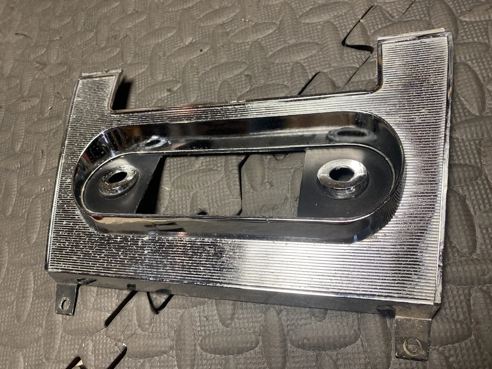 Buick Electra 1962 radio bisel tablero OEM Foto 2 de 4