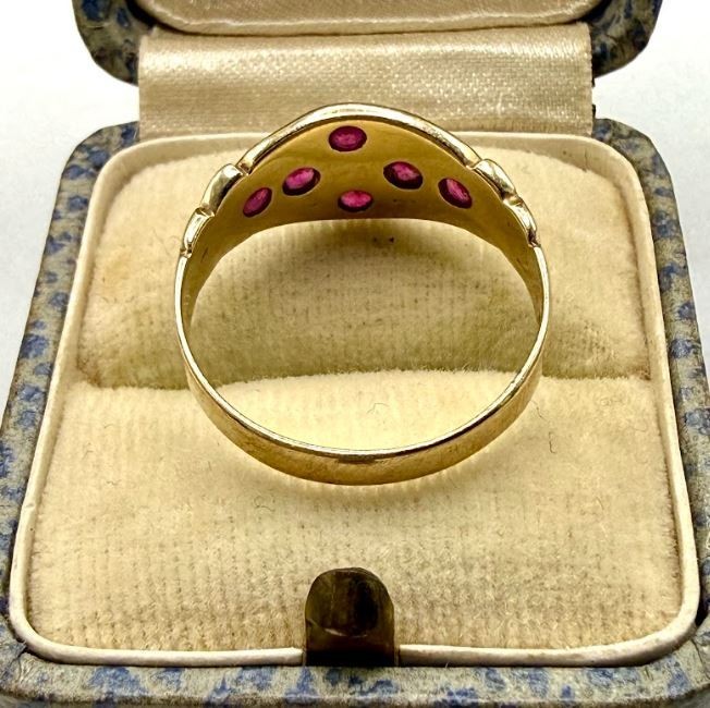 Vintage Solid 9k Yellow Gold Ruby Etched Ring, Si… - image 5