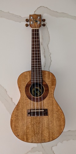 Big Island U-KRT-MO-CT Tenor Ukulele Solid Mango Thin-Body Cutaway No Bag