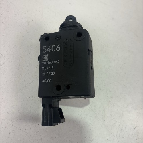 Opel Vectra B-CC (95-98) : ZV-Motor für Heckklappe 90460062 90 460 062