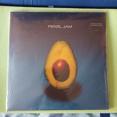Pearl Jam - Avocado 2LP Sealed 2017 Sticker Mix by Brendan O'Brien Buch 36 Seiten 