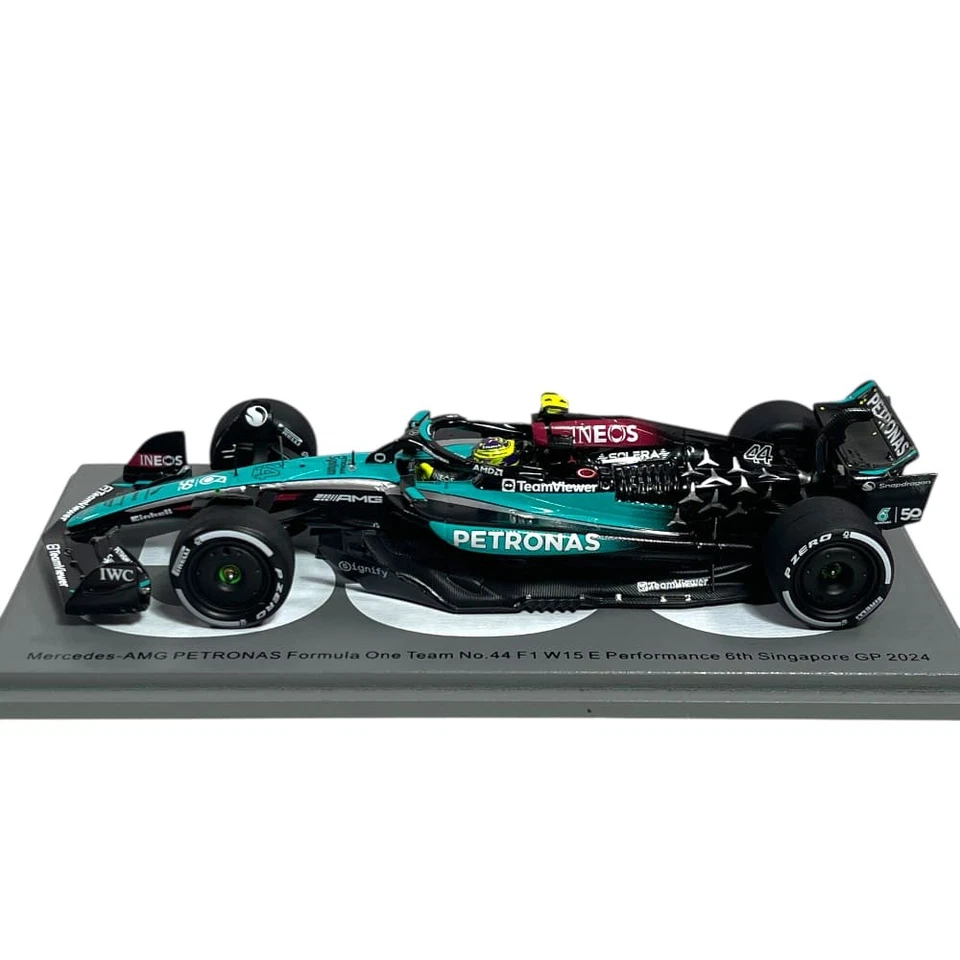 Modellino F1 Spark 1/43 Mercedes AMG Petronas W15 Lewis Hamilton #44 6th Sing... - Immagine 3 di 4