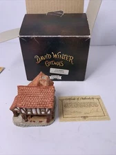 David Winter cottages Fisherman’s Wharf EUC! Rare - Original box with COA 1980