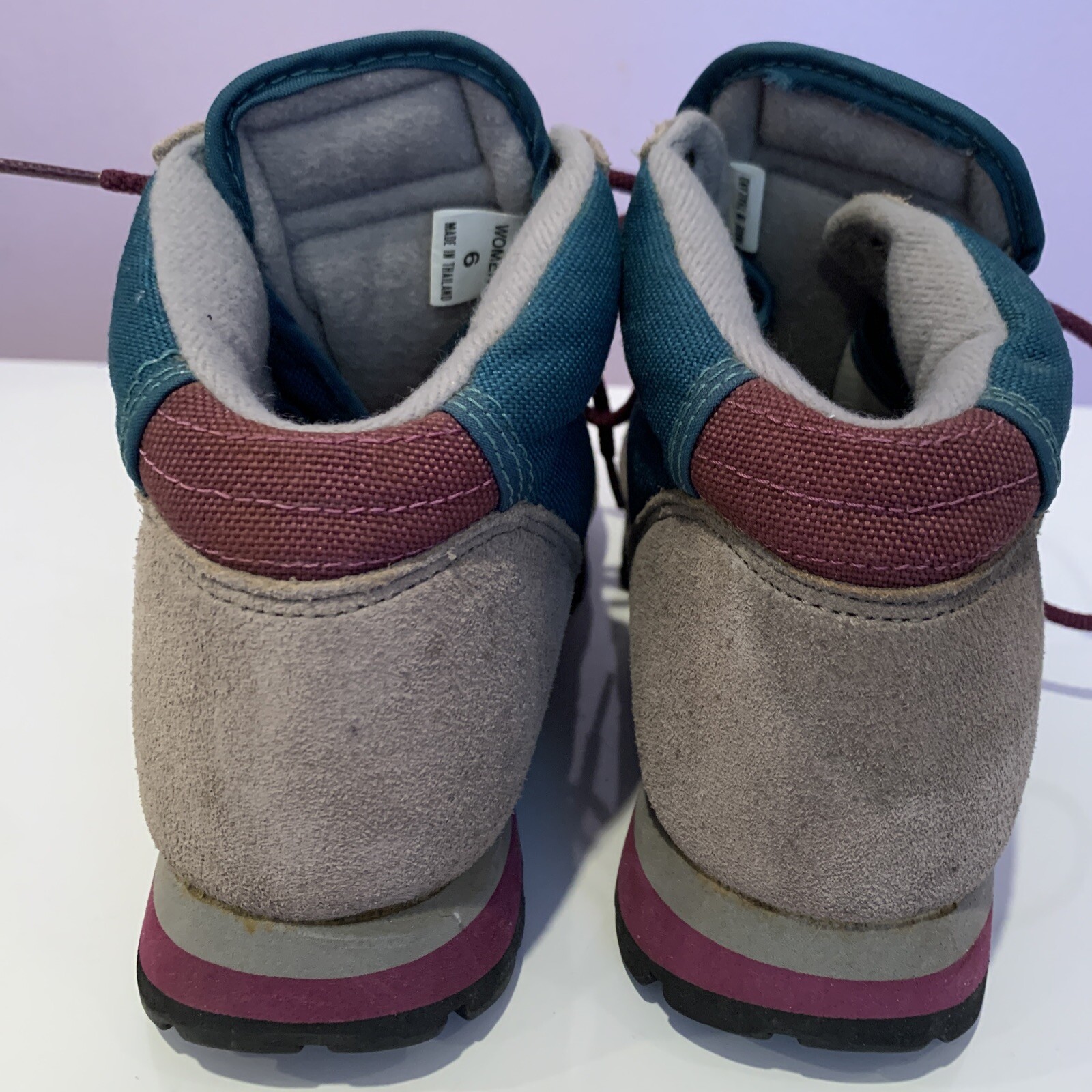 Merrell Stivali da trekking donna grigi scamosciati stringati alla caviglia con blu viola taglia 6M