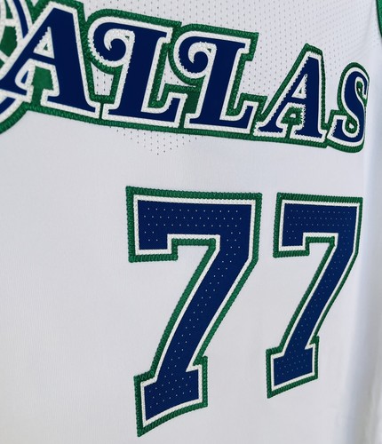 2021/2022 Nike Luka Doncic Dallas Mavericks "CITY" Pro Cut Vaporknit Jersey NWT - Picture 6 of 9