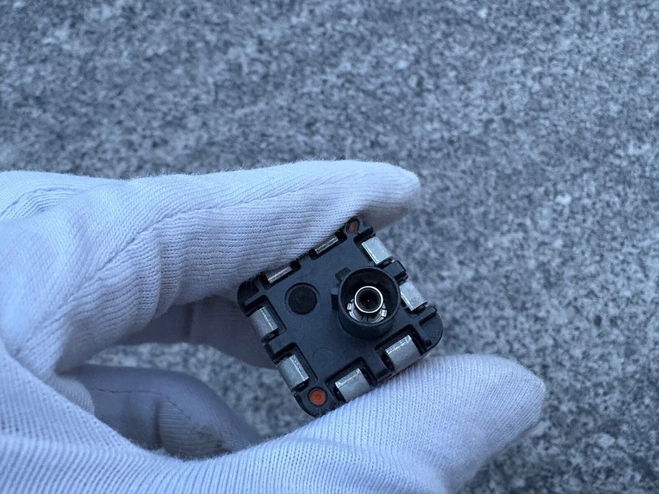 LAND ROVER L663 Defender Exterior Mirror Right CAMERA L8B2-19H422-AD Original Foto 4 de 4