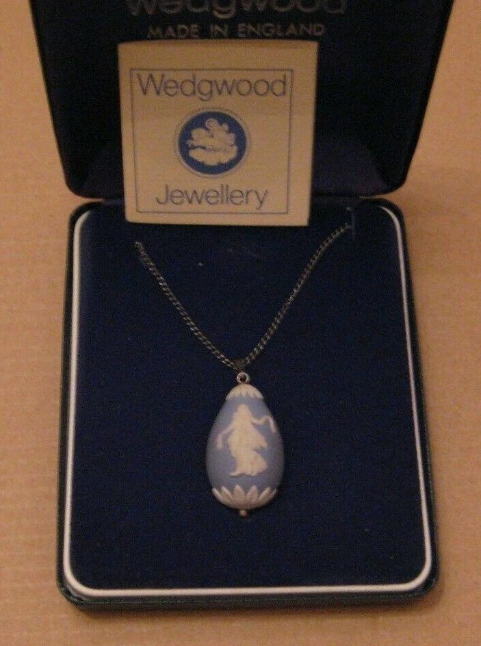 Wedgwood BLUE Jasper & SILVER DANCING HOURS Egg Tear Drop PENDANT NECKLACE