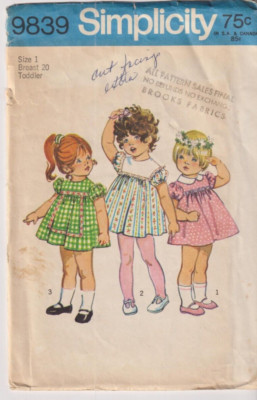 9839 SIMPLICITY c.1971 - DRESS - GIRLS Sz 1