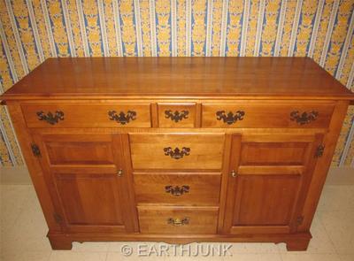 Tell City Young Republic Hard Rock Maple China Sideboard Hutch 888