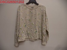 NWT - Circle X Women's Oatmeal All Over Floral Sweatshirt, Size L, 850005463870