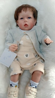 FLYN Süße Reborn Puppe Junge Professionell gewichtet bis 7,6 Pfund 22'' 56 cm Neu Puppe