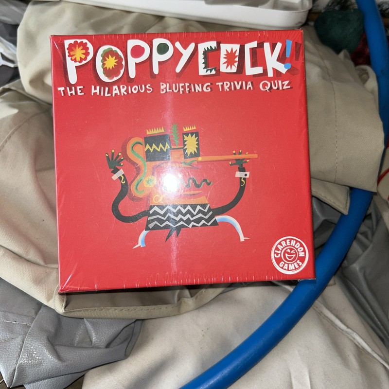 Poppycock:  The Hilarious Bluffing Trivia Quiz Game Clarendon Games NEW SEALED