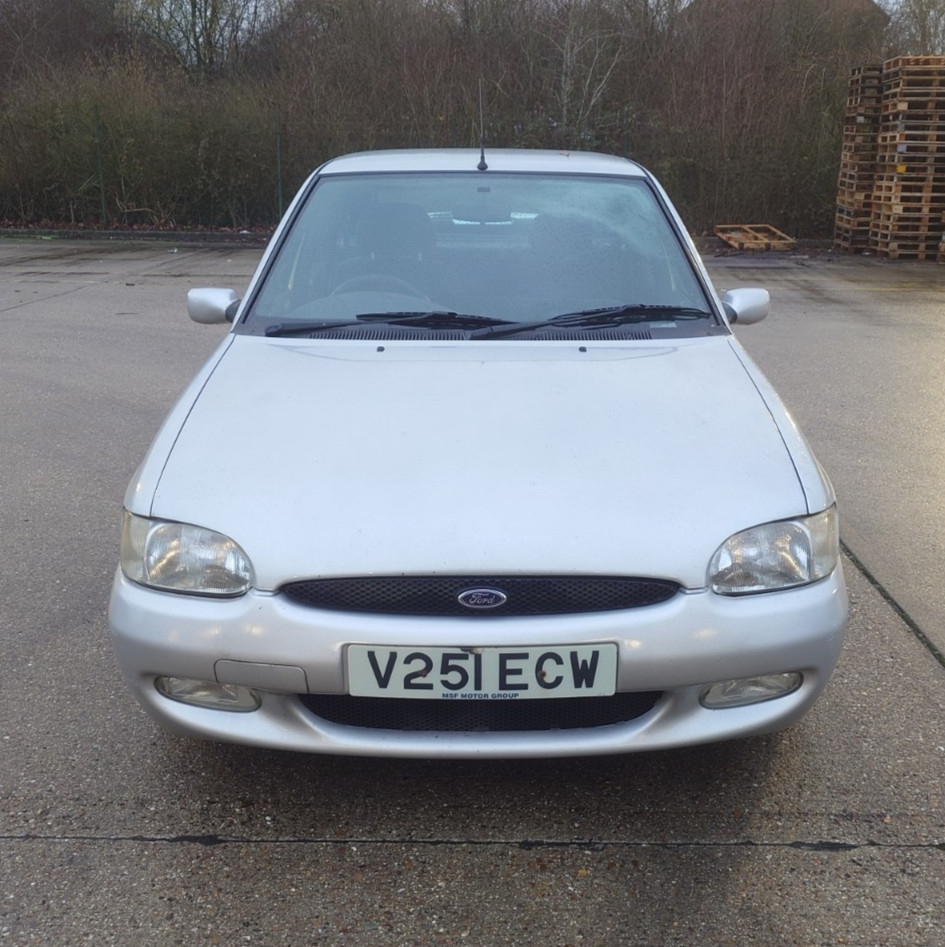 Mk6 Ford Escort Spares Or Resto Project