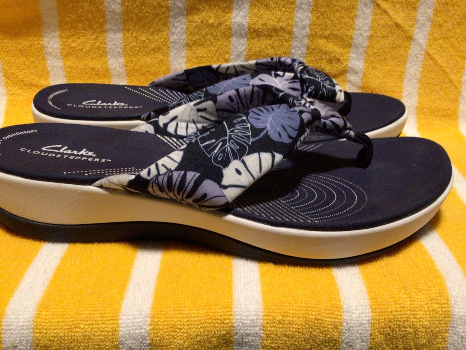 Sandali donna Clarks Cloudsteppers taglia 11 Arla Glison infradito blu bianco