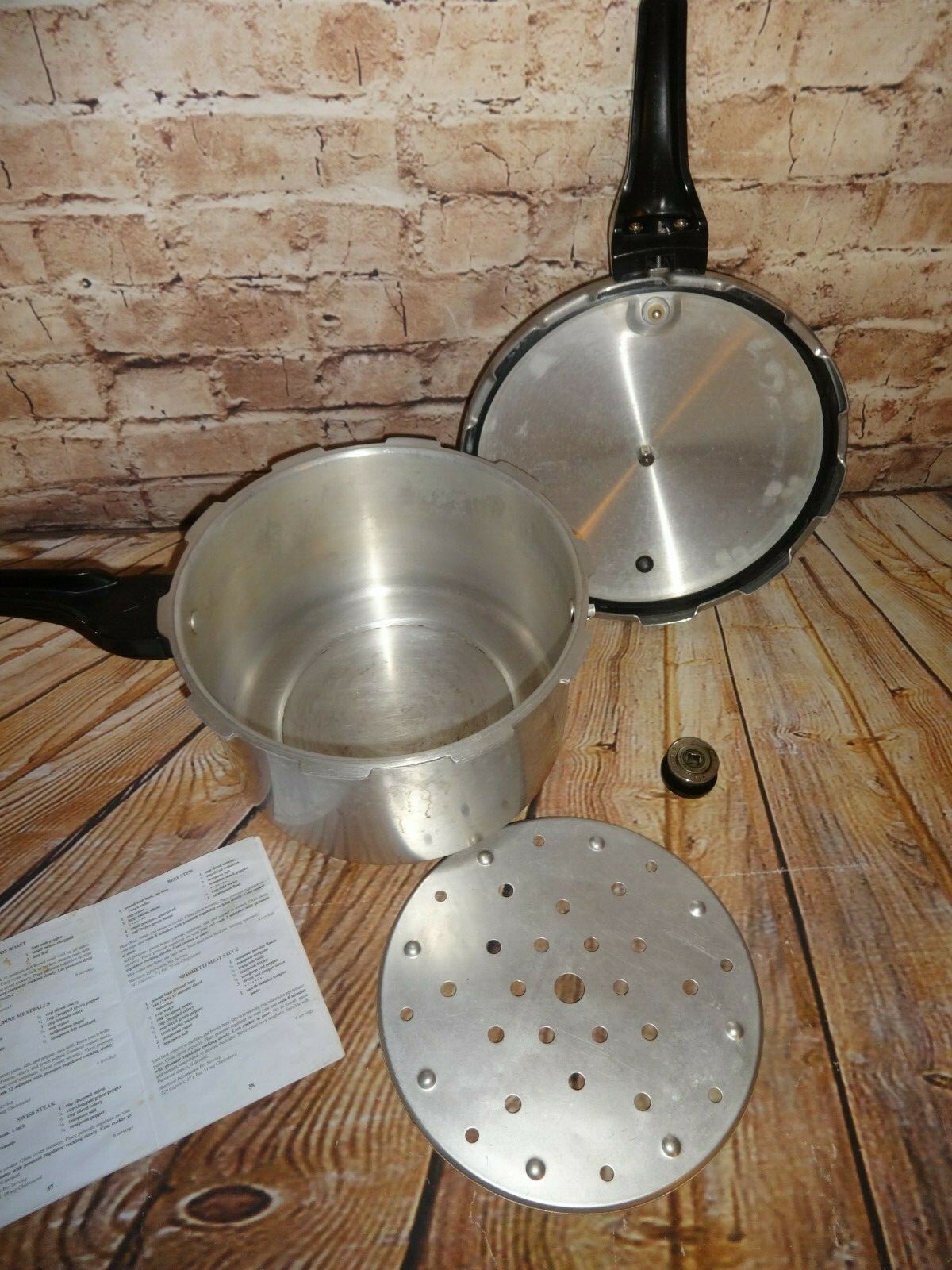 Presto 6 qt Stainless Steel Stovetop Pressure Cooker 409A Cooking Rack