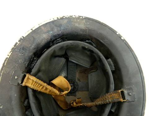 Vintage Canadian Brodie Steel Helmet GSW VMC MKII Dated 1943 w/ Original Liner - 第 8/12 張圖片