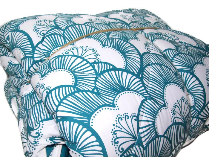 Pottery Barn Teen Aqua Gemma Floral Reversible Super Pouf Full Queen Comforter - Image 4 of 4