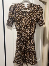 NWT Blue Rain XS Leopard print Lined wrap dress