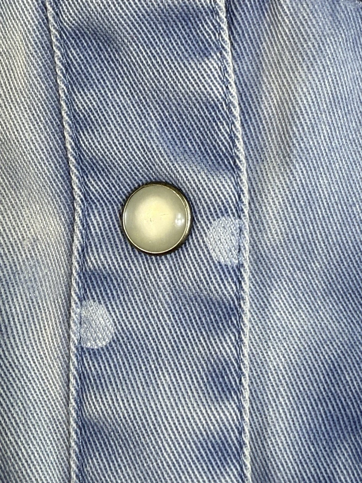 Camisa para mujer XS Roxy Surf Perla Denim a presión Manga Larga Doble Bolsillo Cuello  Foto 3 de 4