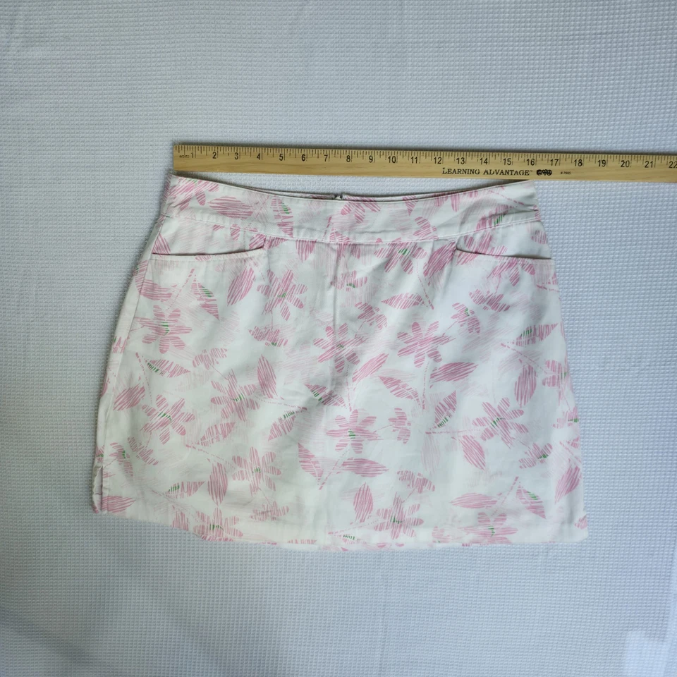 Preppy Lady Hagen Golf Skort Women’s 10 Pink Ribbon Floral White Stretch Pockets - Image 4 of 4