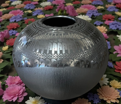 Mata Ortiz Pottery Jose Martinez Black On Black Vase Olla Paquime Art Mexican