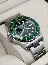 2018 Rolex Submariner “Hulk” 40mm 116610LV Green Dial 8