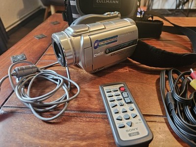 Sony DCR-DVD505E DVD Video Camera Camcorder Handycam