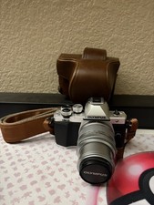 Olympus OM-D E-M10 Mark II 14-42mm EZ Lens kit