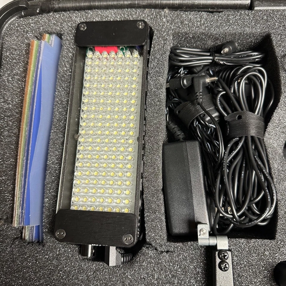 Set of 2: Litepanels Mini LED Lights: 4 Batteries, 2 Chargers, Filters: Works - Image 2 of 4