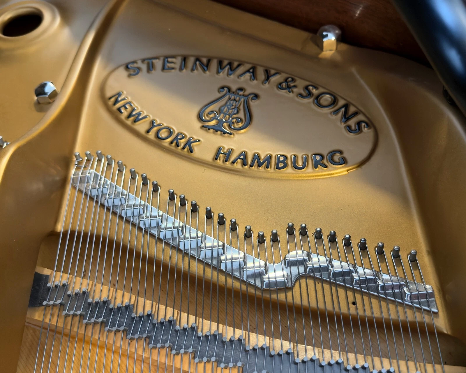 Steinway & Sons A-188 Flügel, Louis XV. Skizze 1020
