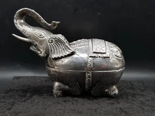 Antique Indian 900 Silver Repousse Elephant Figurine Trinket Keepsake Box
