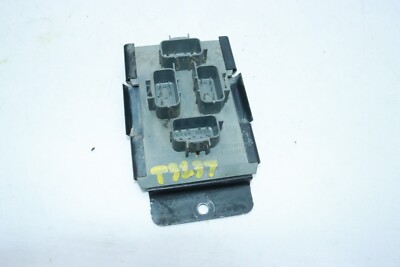 01-07 SILVERADO SIERRA LB7 LLY LBZ 6.6 TAILIGHT COMBINATION JUNCTION BLOCK T3237