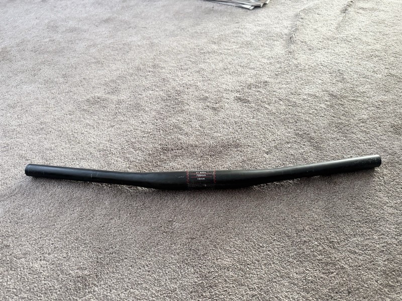Handlebar Mountain Bike MTB 9° Handle Bars 600mm Carbon Fiber Ultralight 126g