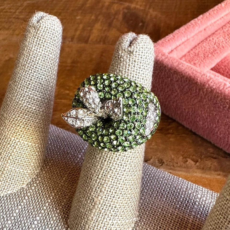 Park Lane ювелирных изделий Applelicious сняты с производства зеленый и белый кристалл яблоко кольцо размер 7 - Изображение 2 из 4