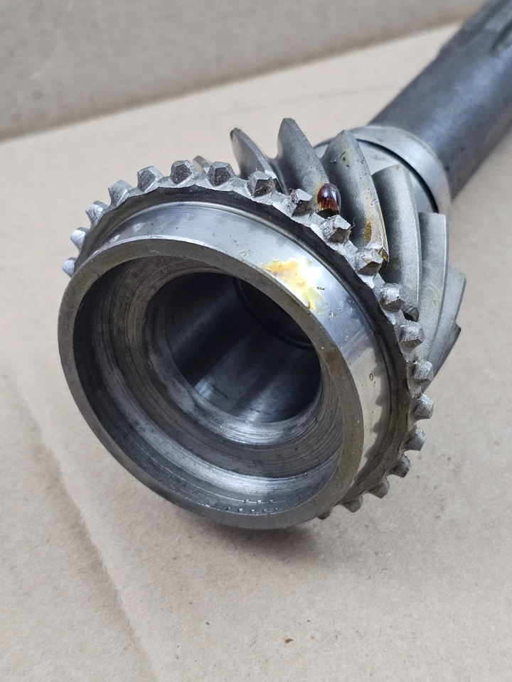 NEW GM CHEVY SAGINAW 3 & 4 SPEED 3 LINE 16 TOOTH INPUT GEAR - Image 4 of 4