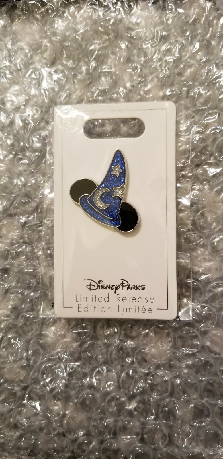 Mickey Mouse Fantasia Pin Wishes Come True Blue Collection. Limited Edition 