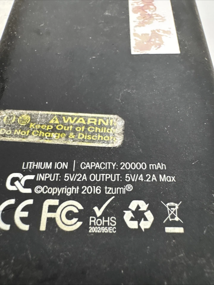 Banco de alimentación Tzumi 4674B 20000 mAh Foto 4 de 4